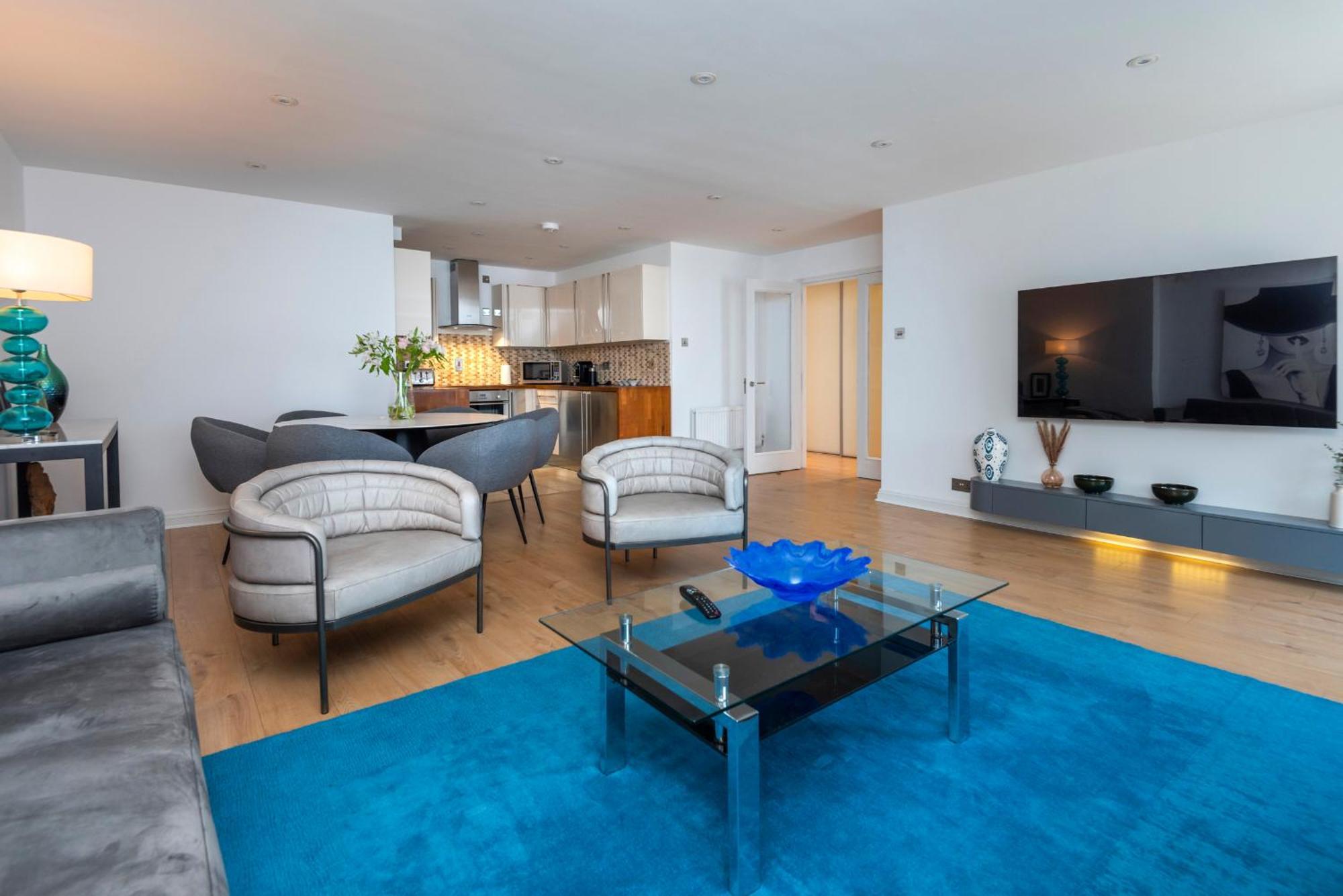 Elegant Mayfair 5 *